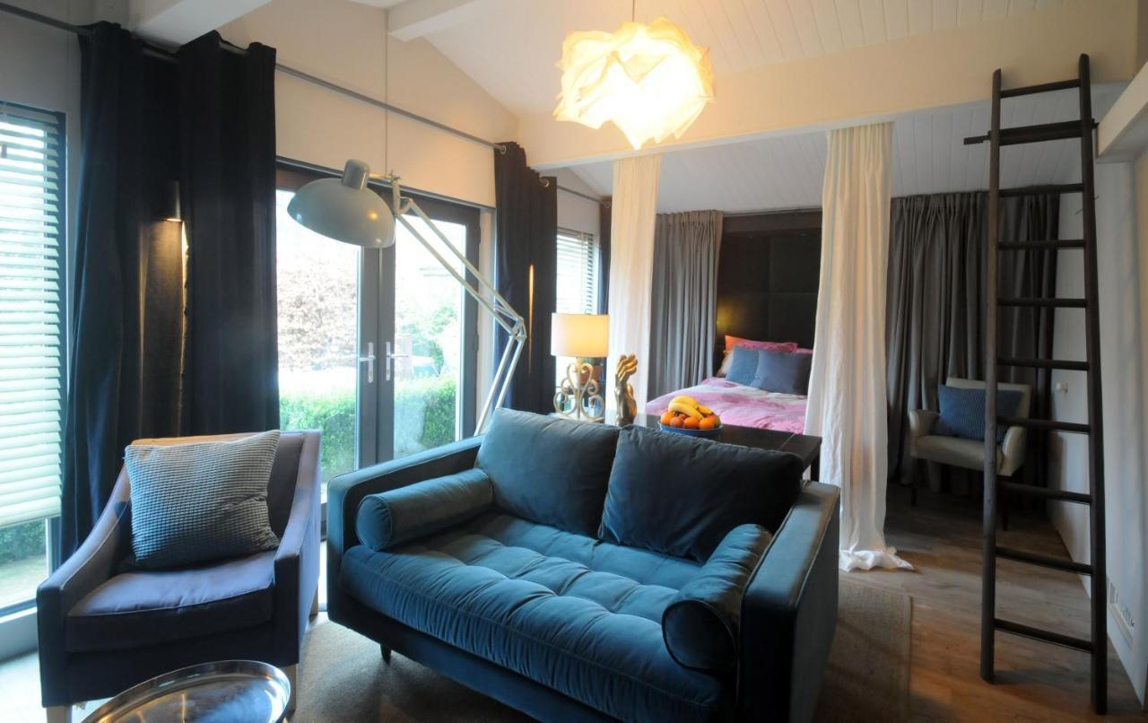 The Cabin Челтнем Екстер'єр фото